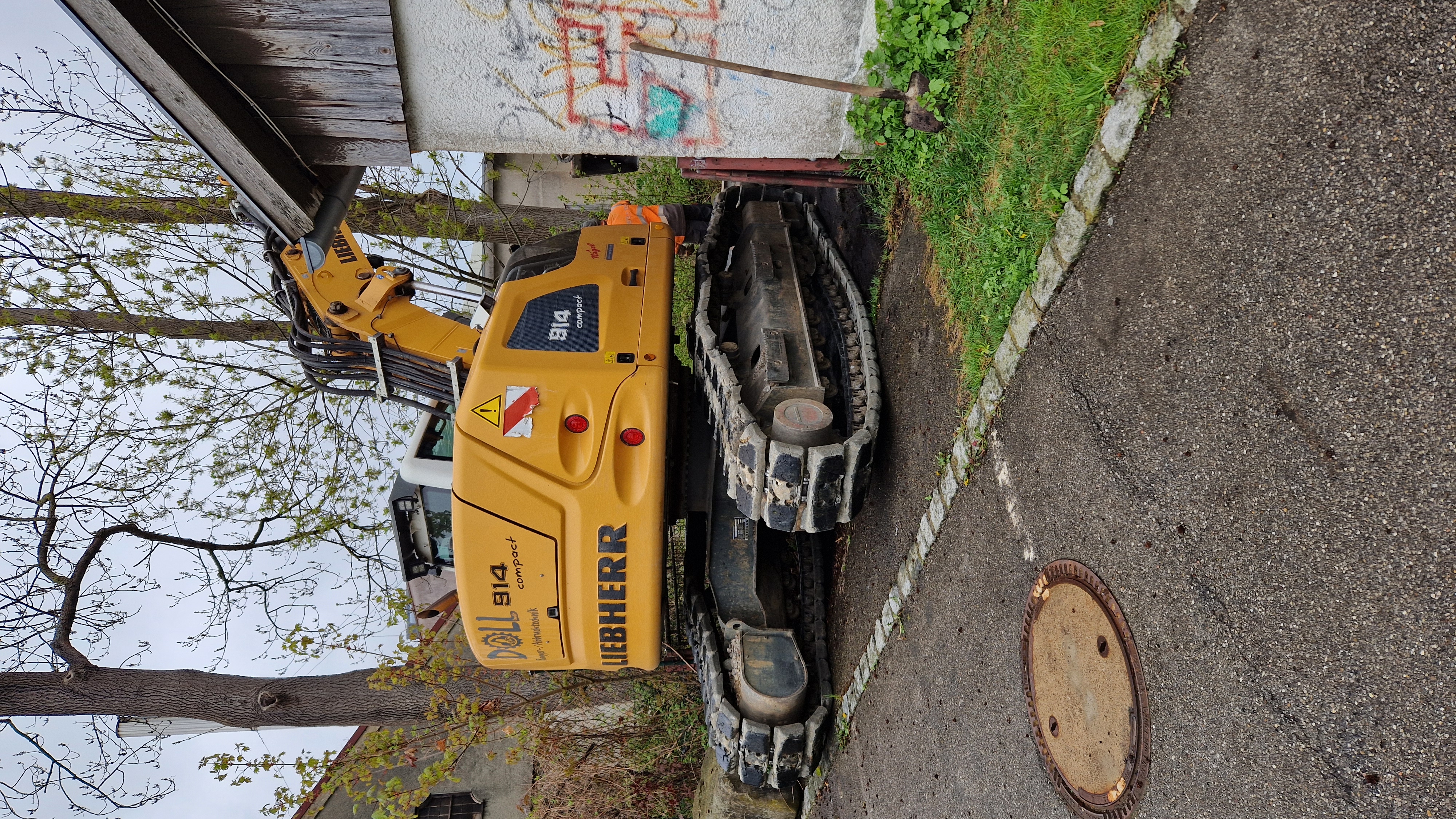 dann rückte der Bagger an...